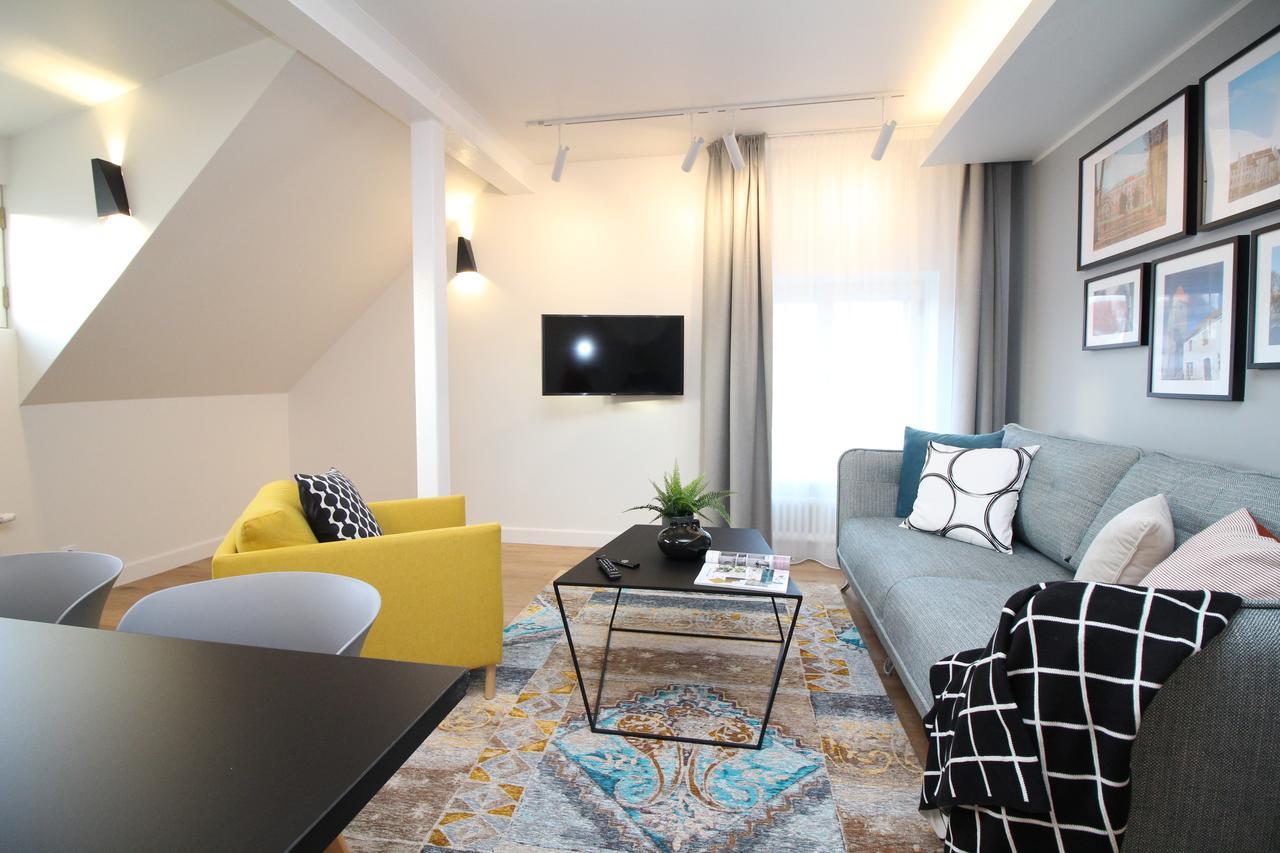 Tallinn City Apartments Old Town Suites ภายนอก รูปภาพ