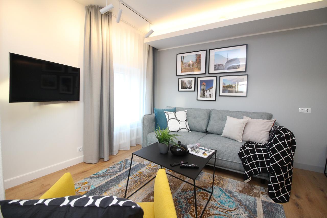 Tallinn City Apartments Old Town Suites ภายนอก รูปภาพ