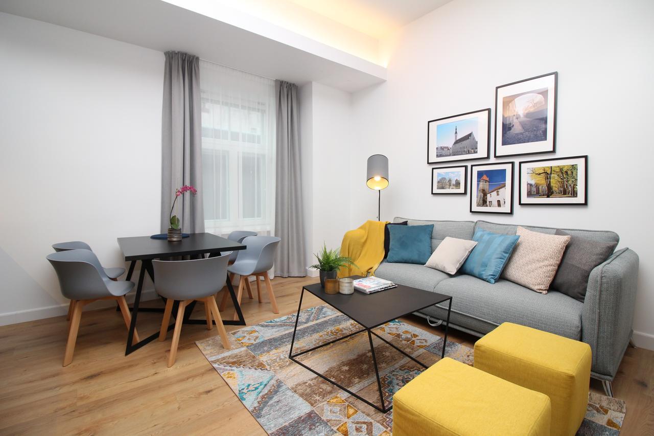 Tallinn City Apartments Old Town Suites ภายนอก รูปภาพ